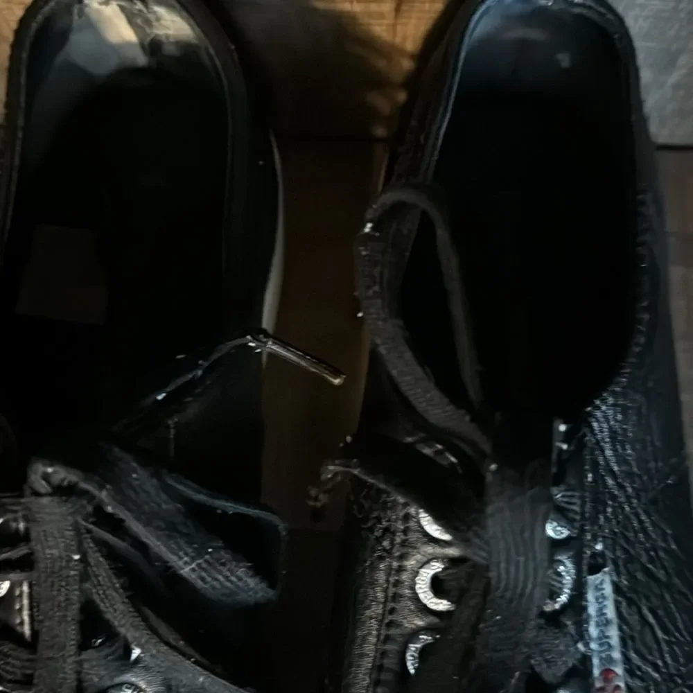 SUPER GA leather sneakers- size 41/9.5‎